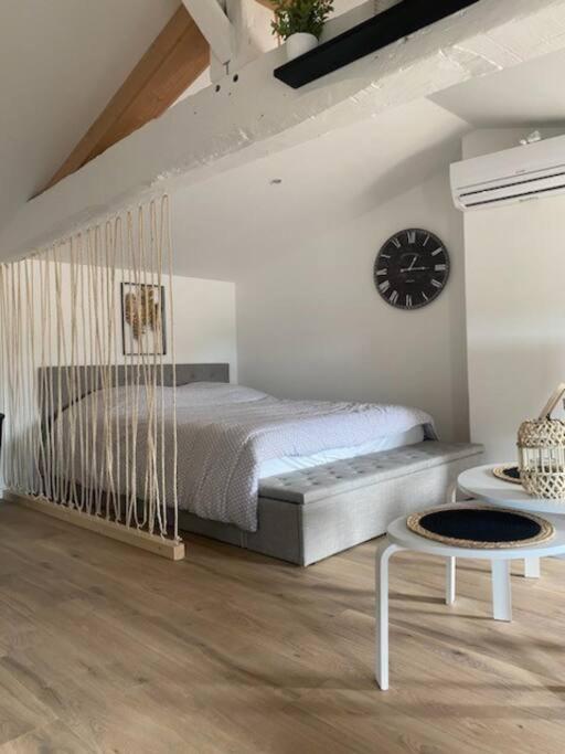 Studio Neuf Lumineux Climatise Блеи-э-Сент-Люс Экстерьер фото